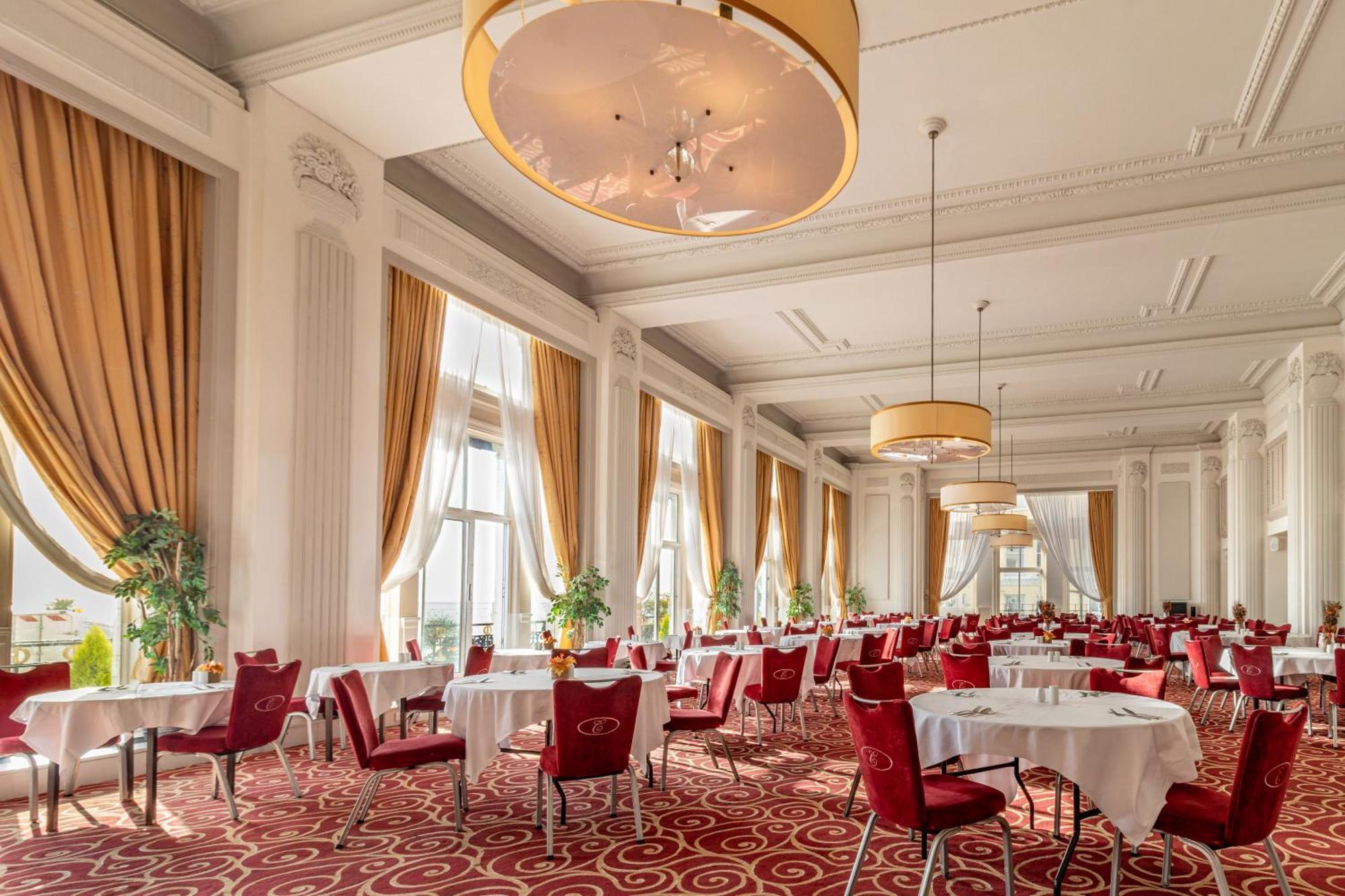 Cavendish Hotel Eastbourne Exteriör bild